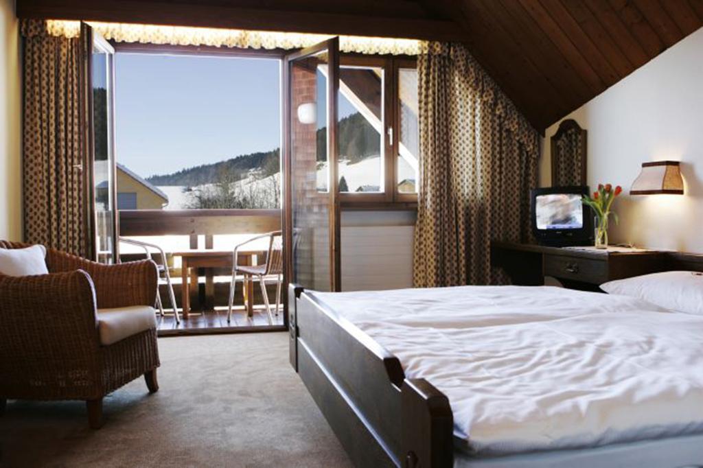 Hotel Gasthof Krone Hittisau Oda fotoğraf